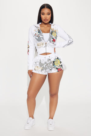 https://cdn.shopify.com/s/files/1/0293/9277/files/04-17-24_S2_37_EHW800418_White_P_KJ_RL_13-45-49_35395_EH.jpg?v=1740183054