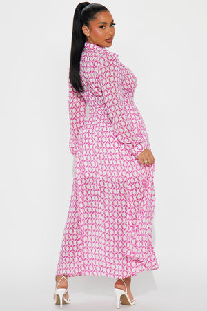 https://cdn.shopify.com/s/files/1/0293/9277/files/06-06-24_S1_22_B12377GG_PinkCombo_KT_AC_13-20-15_85181_CM.jpg?v=1718041211