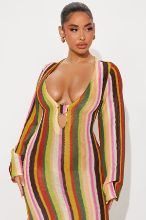 https://cdn.shopify.com/s/files/1/0293/9277/files/06-07-24_S1_4_IMD62046_MultiColor_TK_AP_10-09-02_85808_BH.jpg?v=1718044801