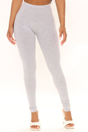 https://cdn.shopify.com/s/files/1/0293/9277/products/07-06-21Studio5_CE_RS_14-07-50_39_61611_HeatherGrey_3432_JK.jpg?v=1625754572