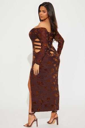 https://cdn.shopify.com/s/files/1/0293/9277/files/08-12-24_S6_13_ID64281FN_Chocolate_KS_JS_11-02-42_PLUS_39638_PXF.jpg?v=1723570257