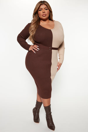 https://cdn.shopify.com/s/files/1/0293/9277/products/08-24-22Studio3_KS_DJ_10-31-11_11_RDAA6771FN_ChocolateComb0_2326_PLUS_PB.jpg?v=1661444901