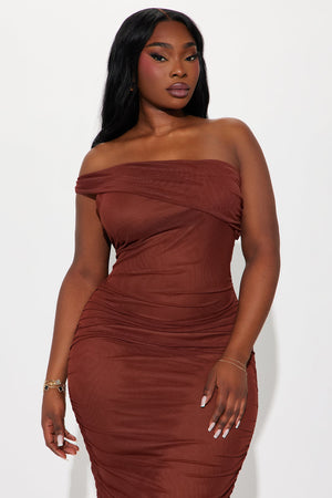 https://cdn.shopify.com/s/files/1/0293/9277/files/10-25-24_S4_24_D8886SOLID_Brown_AZ_MC_13-49-03_PLUS_84585_PXF.jpg?v=1730148116
