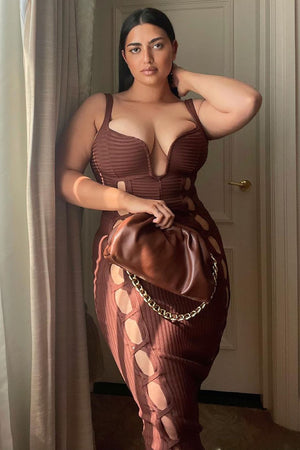 https://cdn.shopify.com/s/files/1/0293/9277/products/NoCutsGivenBandageMidiDress-Brown_MER_PLUS.jpg?v=1701882618