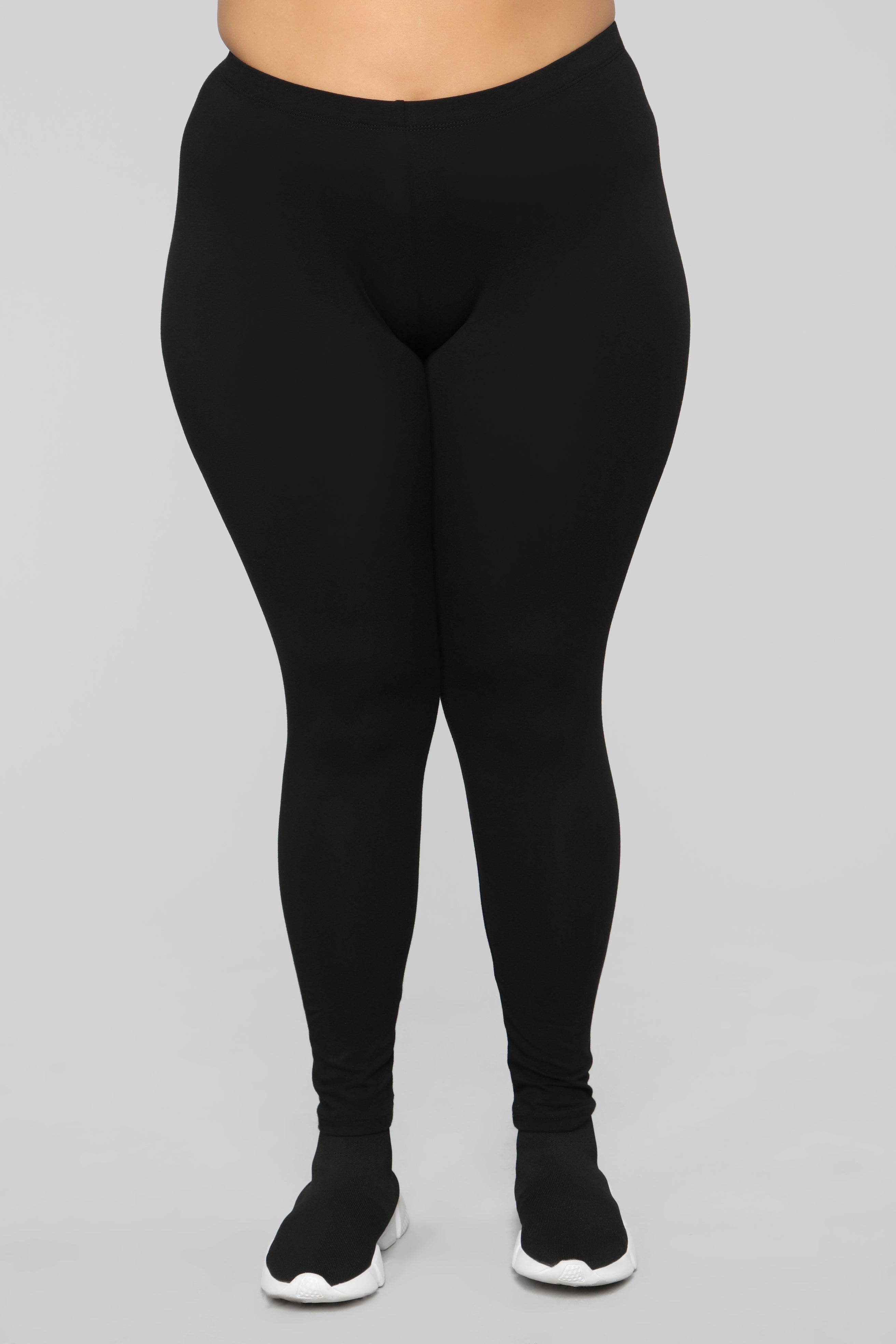https://cdn.shopify.com/s/files/1/0293/9277/products/01-02-19_Studio_1_DV_14-32-03_61611_Black_0425_JF.jpg?v=1617299967