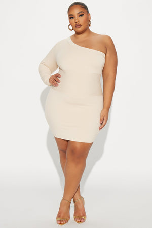https://cdn.shopify.com/s/files/1/0293/9277/files/01-04-24_S1_61_ZDD1589_Cream_KT_PC_14-57-36_PLUS_2876_PXF.jpg?v=1713452978