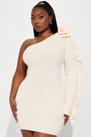 https://cdn.shopify.com/s/files/1/0293/9277/files/01-17-24_S6_31_D9414C_Cream_P_KF_PC_13-23-21_PLUS_74962_PXF.jpg?v=1706292447