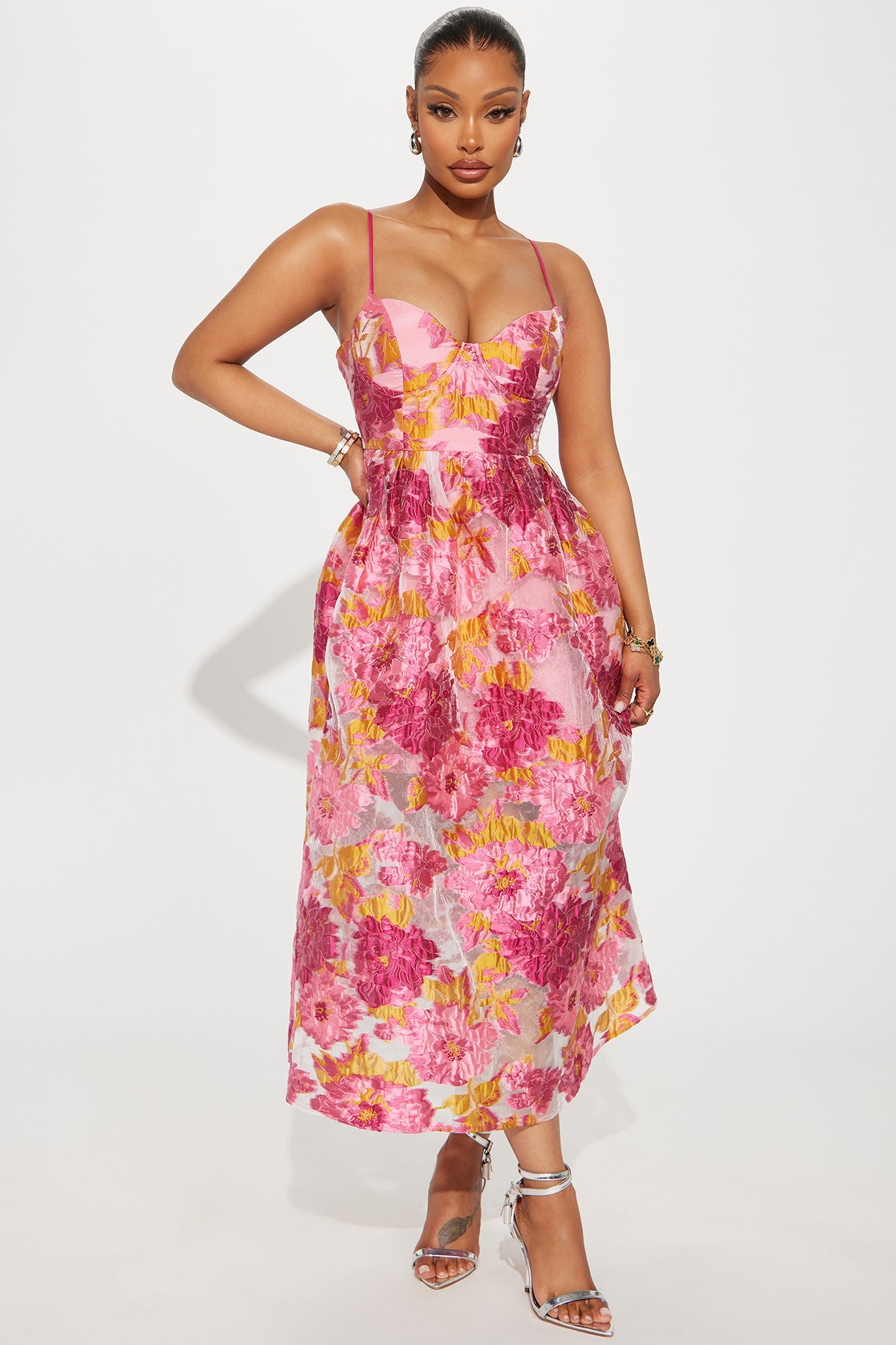https://cdn.shopify.com/s/files/1/0293/9277/files/01-20-24_S2_54_FND6334_Fuchsia_P_KJ_RL_13-37-49_9428_PXF.jpg?v=1706137041