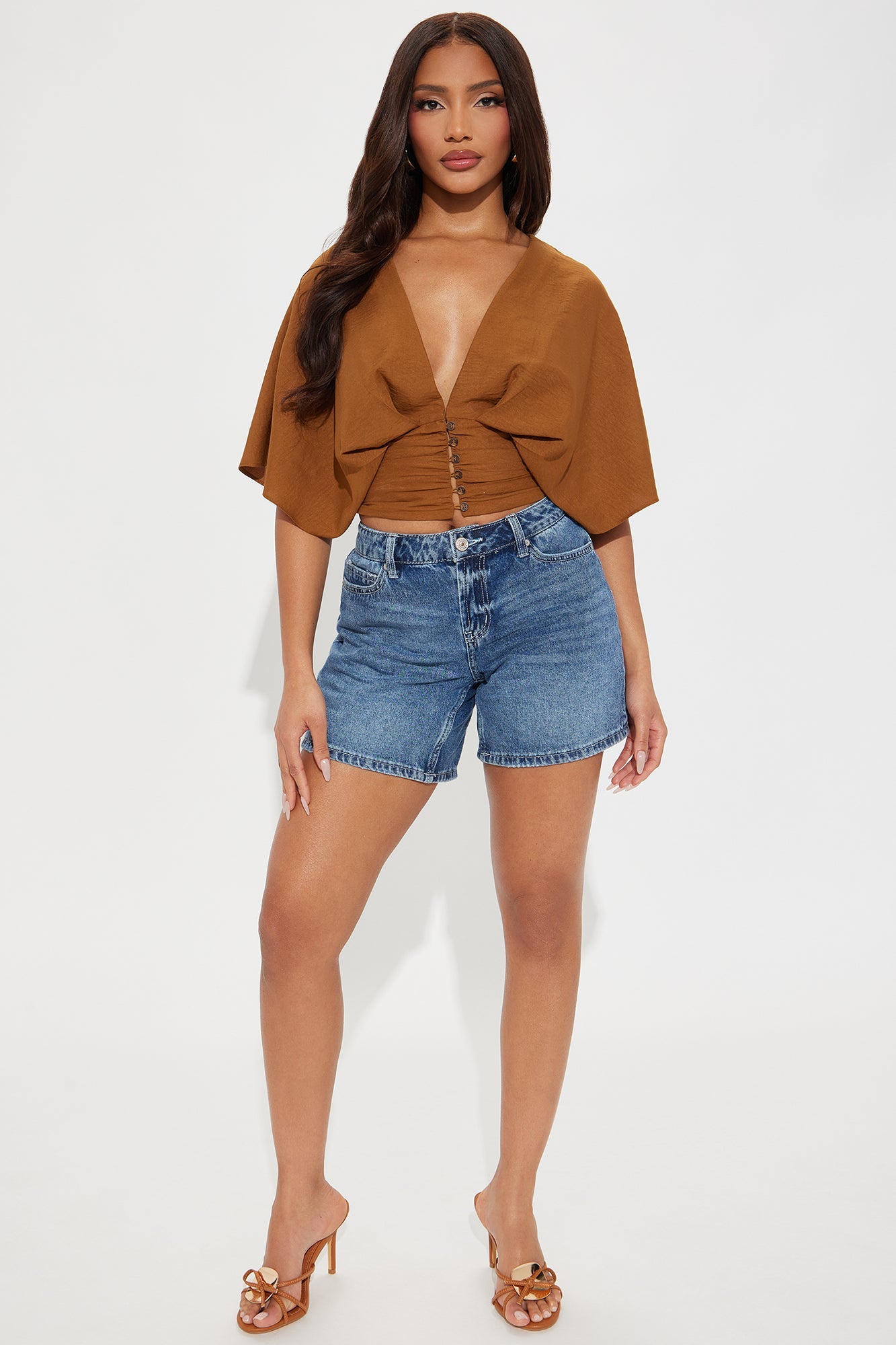 https://cdn.shopify.com/s/files/1/0293/9277/files/01-21-25_S6_4_HF25C293_Brown_AE_AP_10-36-24_8954_PXF.jpg?v=1737579896