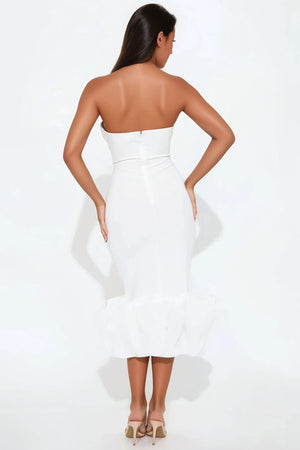 https://cdn.shopify.com/s/files/1/0293/9277/files/01-24-25_S8_41_D22101_White_RA_DO_12-00-46_31746_MH_PXF.jpg?v=1738864467