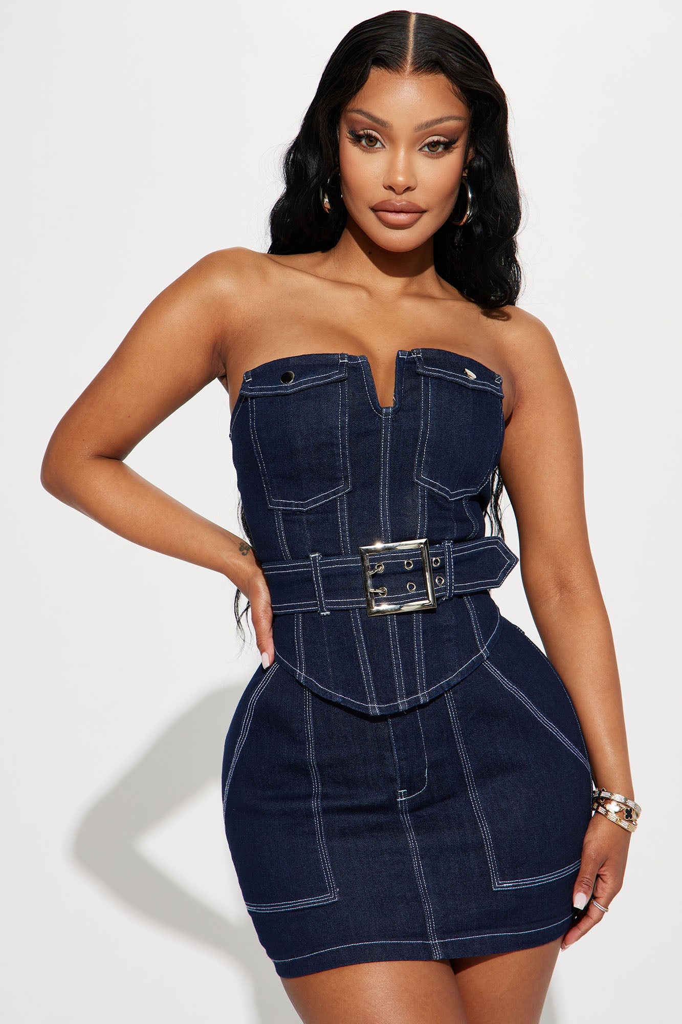 https://cdn.shopify.com/s/files/1/0293/9277/products/02-03-23Studio2_KJ_RL_11-45-45_7_ST50120TSA_DarkDenim_P_3193_ES.jpg?v=1675890172
