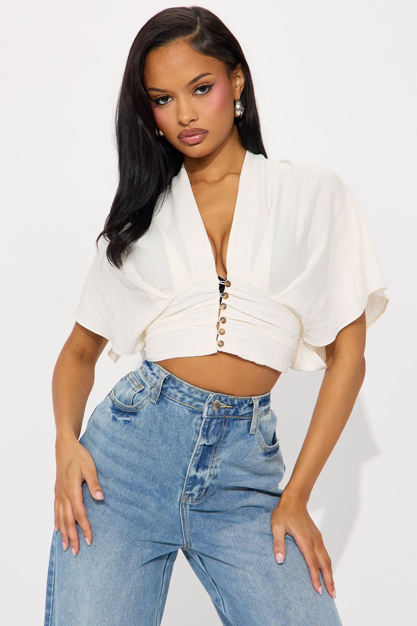 https://cdn.shopify.com/s/files/1/0293/9277/files/02-06-25_S8_40_HF25C293_Cream_ZSR_KJ_JS_14-57-40_39884_CM.jpg?v=1738886439