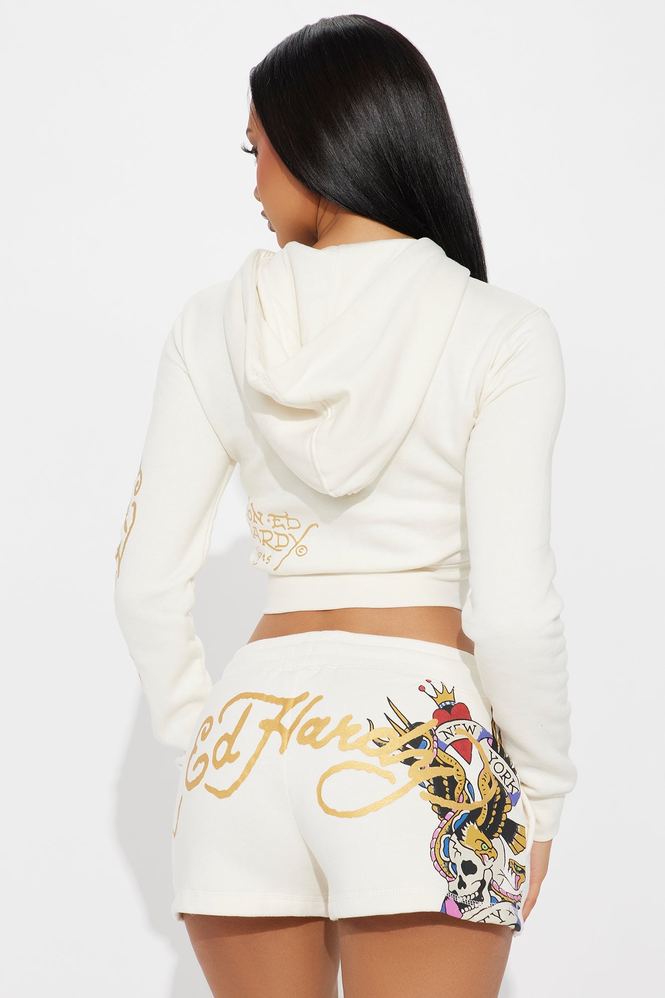 https://cdn.shopify.com/s/files/1/0293/9277/files/02-11-25_S7_50_EFNS18002_Ivory_KJ_AC_14-17-16_78347_WG_PXF.jpg?v=1739480419