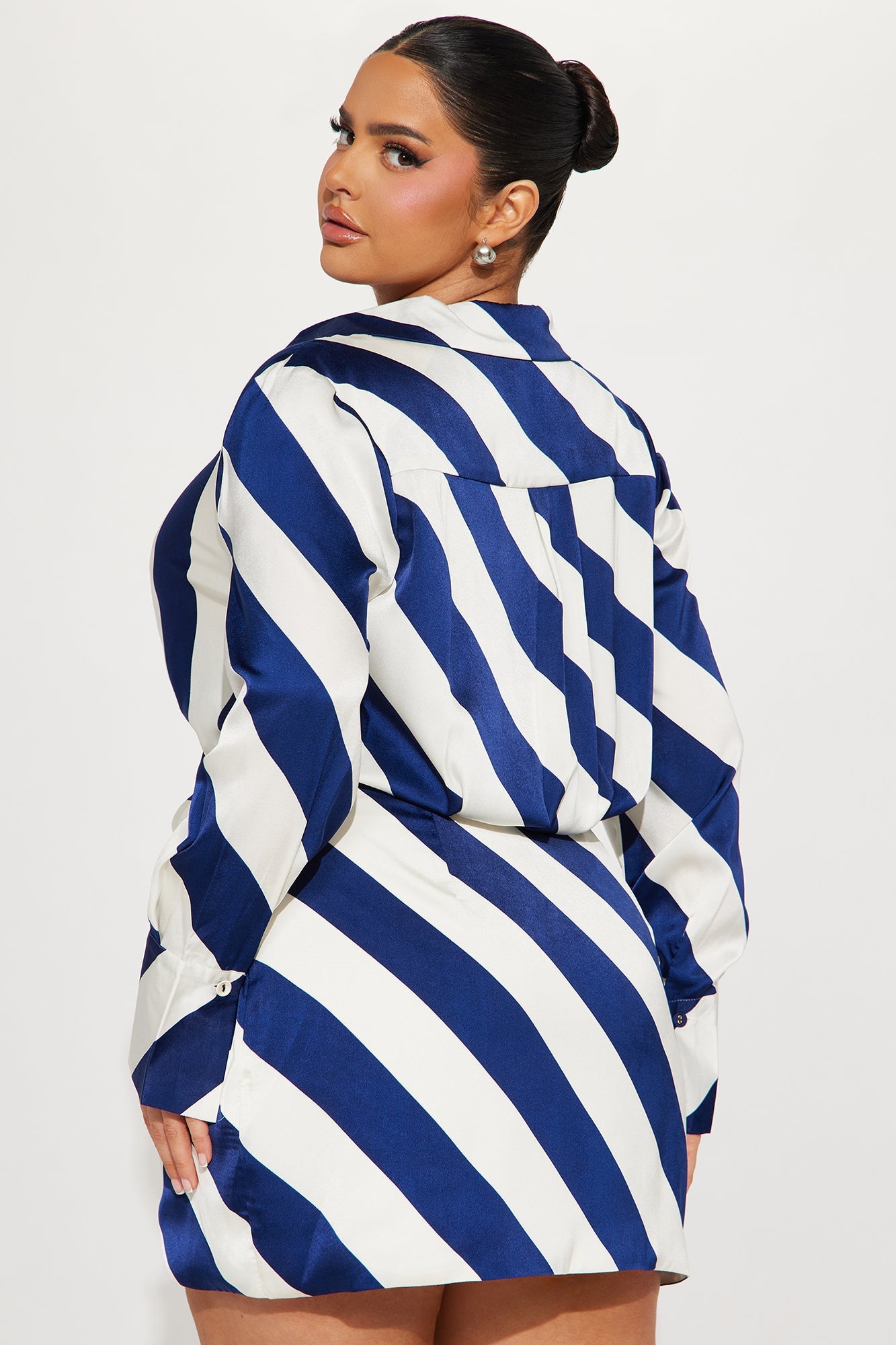 https://cdn.shopify.com/s/files/1/0293/9277/files/02-28-24_S5_43_33258SK_Navycombo_TK_IM_13-51-39_PLUS_51024_PXF.jpg?v=1709928373
