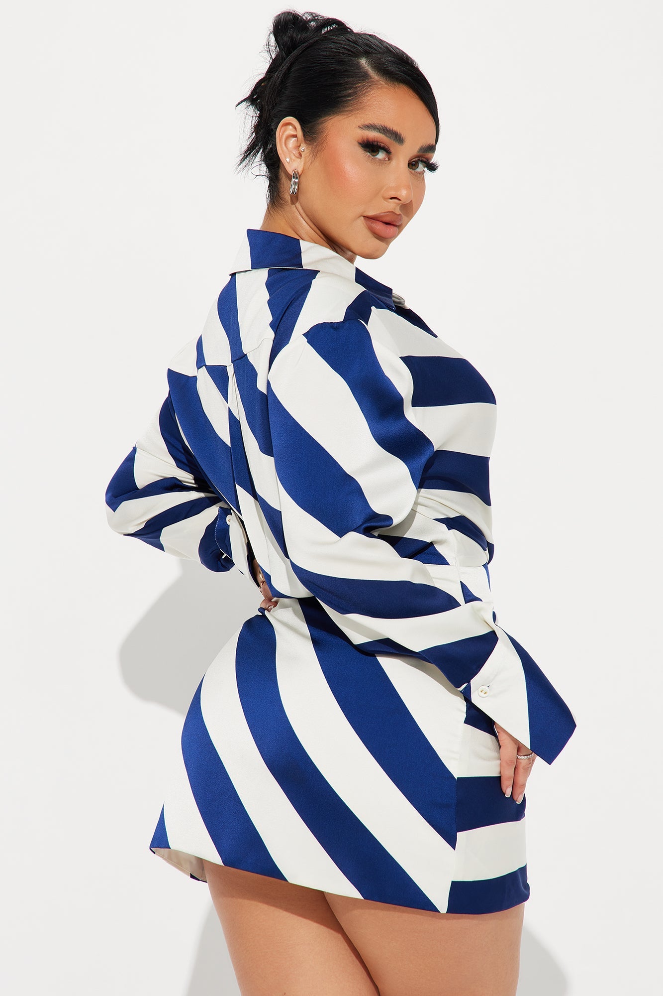 https://cdn.shopify.com/s/files/1/0293/9277/files/03-06-24_S1_21_33258SK_NavyCombo_KT_SS_11-37-49_32905_PXF.jpg?v=1709928373