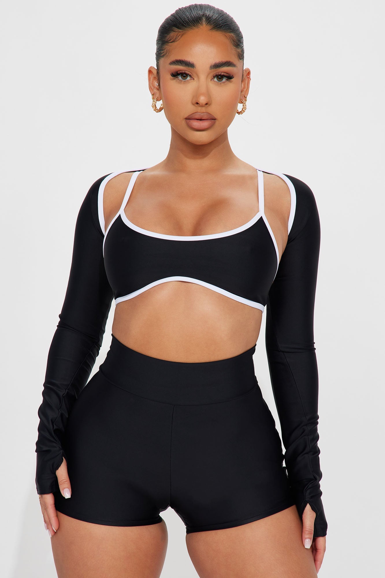 https://cdn.shopify.com/s/files/1/0293/9277/products/04-04-23Studio1_KF_AP_10-01-09_10_TP4399PD_Black_27554_CM.jpg?v=1737656662