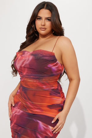 https://cdn.shopify.com/s/files/1/0293/9277/products/04-06-23Studio8_KJ_SA_11-22-01_23_HT2205_Redcombo_1380_PLUS_MR.jpg?v=1681859368