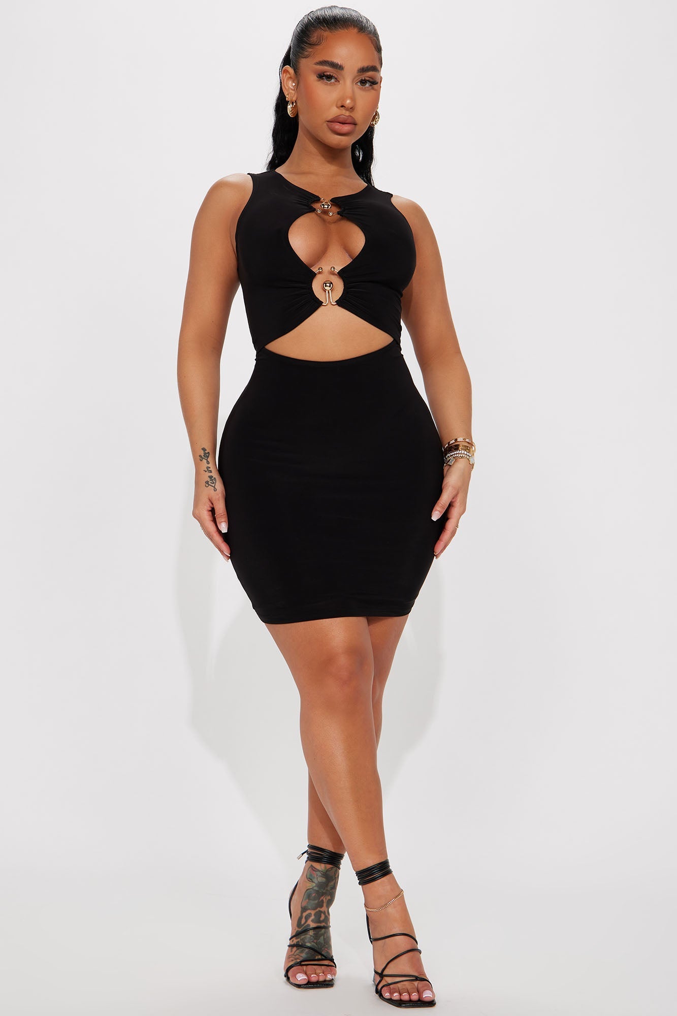 https://cdn.shopify.com/s/files/1/0293/9277/products/04-11-23Studio1_TA_AC_10-31-48_9_D13453_Black_33166_SG.jpg?v=1681507034