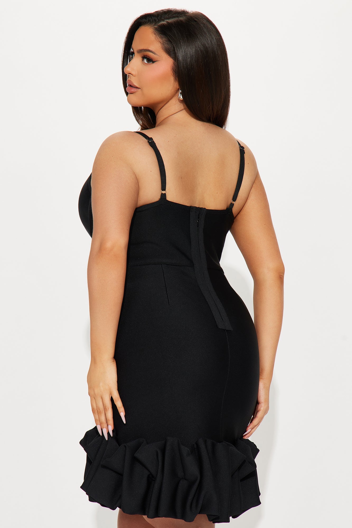 https://cdn.shopify.com/s/files/1/0293/9277/files/04-25-24_S4_21_BD384_Black_KT_DO_11-43-45_PLUS_92300_PXF.jpg?v=1740417382