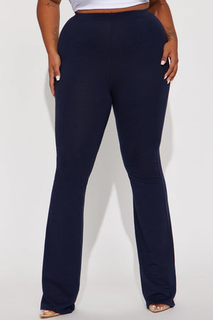 https://cdn.shopify.com/s/files/1/0293/9277/files/05-15-23Studio4_TA_AC_11-30-57_25_73625TA_Navy_P_38901_PLUS_PXF.jpg?v=1684528081