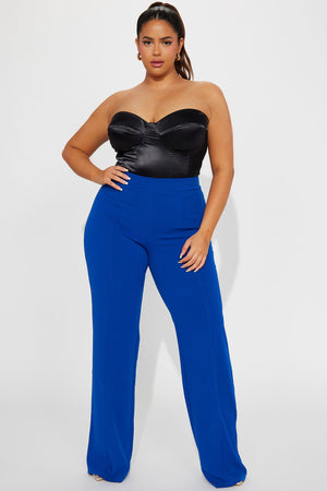 https://cdn.shopify.com/s/files/1/0293/9277/files/06-30-23Studio4_KT_AC_14-11-08_23_P9683TALL_Royal_0651_PLUS_JB.jpg?v=1689983289