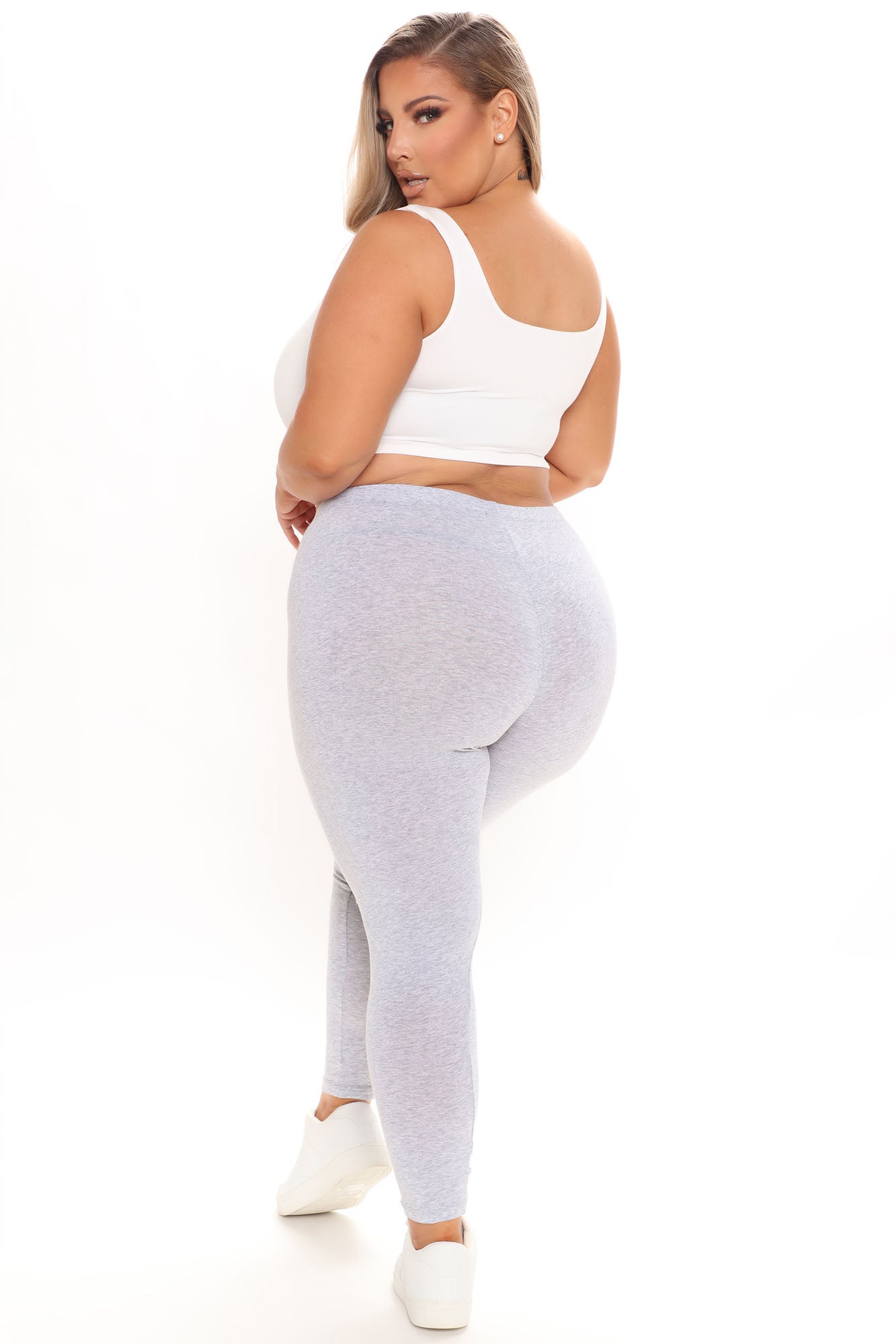 https://cdn.shopify.com/s/files/1/0293/9277/products/07-13-21Studio3_MS_09-47-37_8_61611_HeatherGrey_3099_PLUS_NT.jpg?v=1626387808