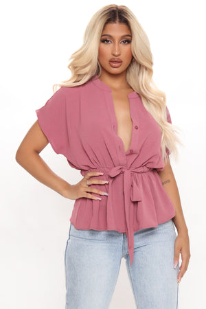 https://cdn.shopify.com/s/files/1/0293/9277/products/08-02-21Studio1_SN_RL_13-13-19_42_TT1168_Rose_0179_EH.jpg?v=1628537106