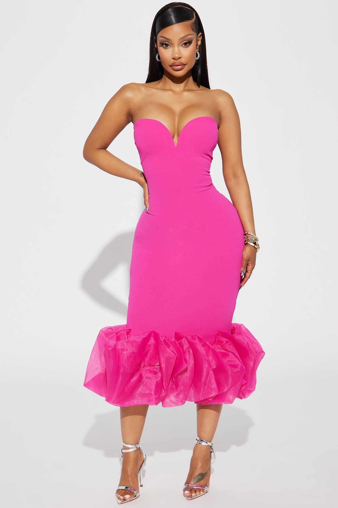 https://cdn.shopify.com/s/files/1/0293/9277/files/08-07-23Studio2_ID_RL_12-09-28_20_D22101_Fuchsia_18149_DG.jpg?v=1692036851