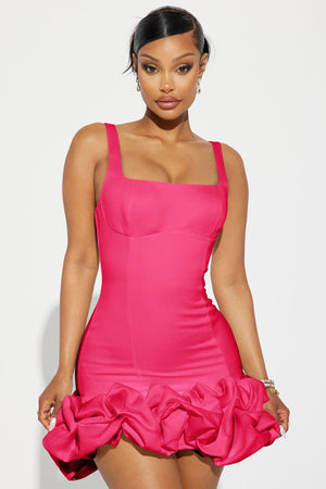 https://cdn.shopify.com/s/files/1/0293/9277/files/08-11-23Studio2_KJ_RL_11-01-22_3_DRESS0320_White_49018_BH_KP_Pink.jpg?v=1745367264