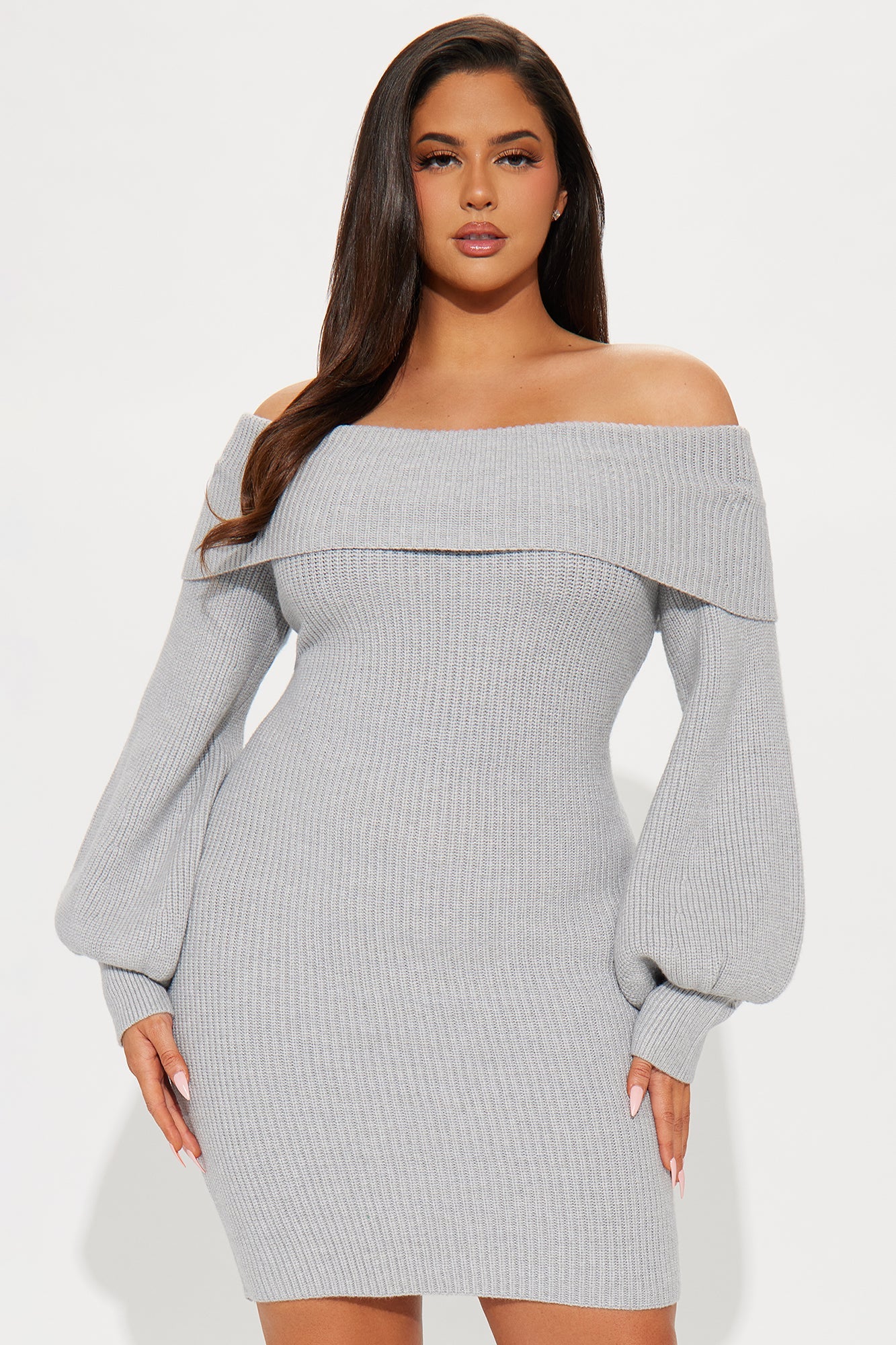 https://cdn.shopify.com/s/files/1/0293/9277/files/08-20-24_S8_52_RDAH6730FN_HeatherGrey_KT_DO_14-43-23_PLUS_11105_PXF.jpg?v=1724285415