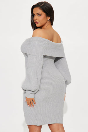https://cdn.shopify.com/s/files/1/0293/9277/files/08-20-24_S8_52_RDAH6730FN_HeatherGrey_KT_DO_14-44-01_PLUS_11114_PXF.jpg?v=1724285415