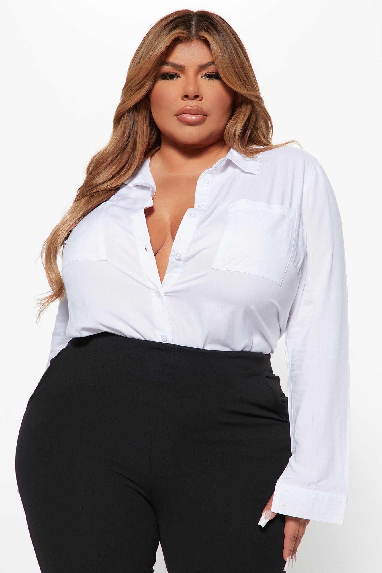 https://cdn.shopify.com/s/files/1/0293/9277/products/08-24-22Studio3_KS_DJ_10-02-05_3_TGI5145_White_2242_PLUS_JB.jpg?v=1661375683