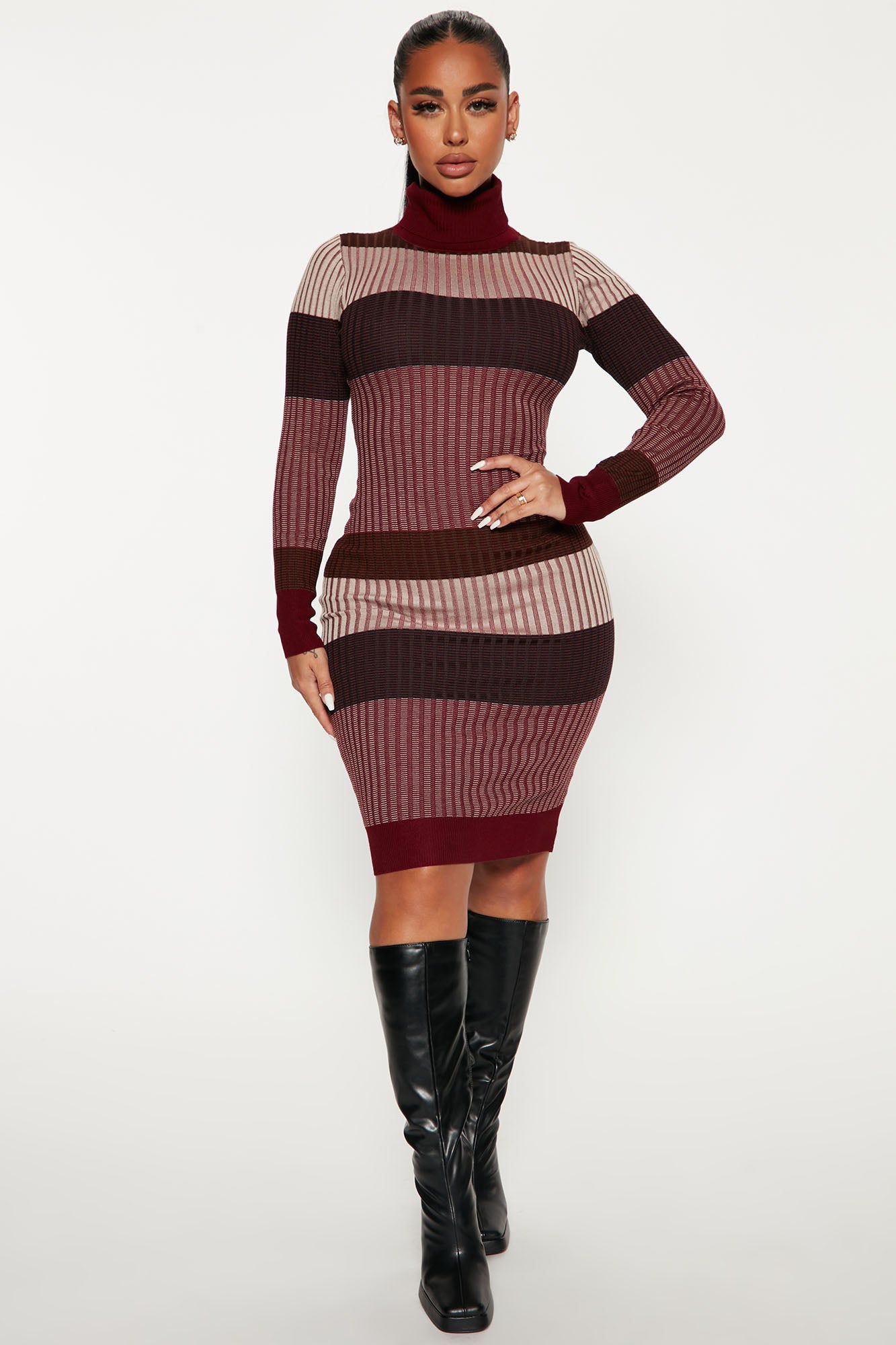 https://cdn.shopify.com/s/files/1/0293/9277/products/08-30-22Studio4_DD_DJ_11-55-35_33_RDAA8280_Burgundycombo_8539_JB.jpg?v=1661963610