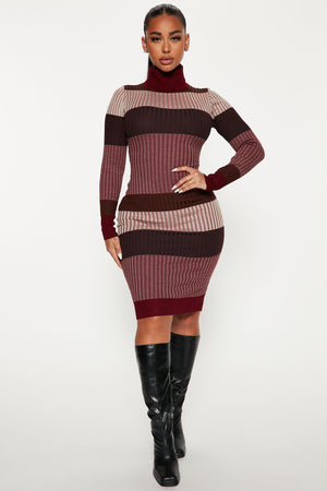 https://cdn.shopify.com/s/files/1/0293/9277/products/08-30-22Studio4_DD_DJ_11-55-35_33_RDAA8280_Burgundycombo_8539_JB.jpg?v=1661963610
