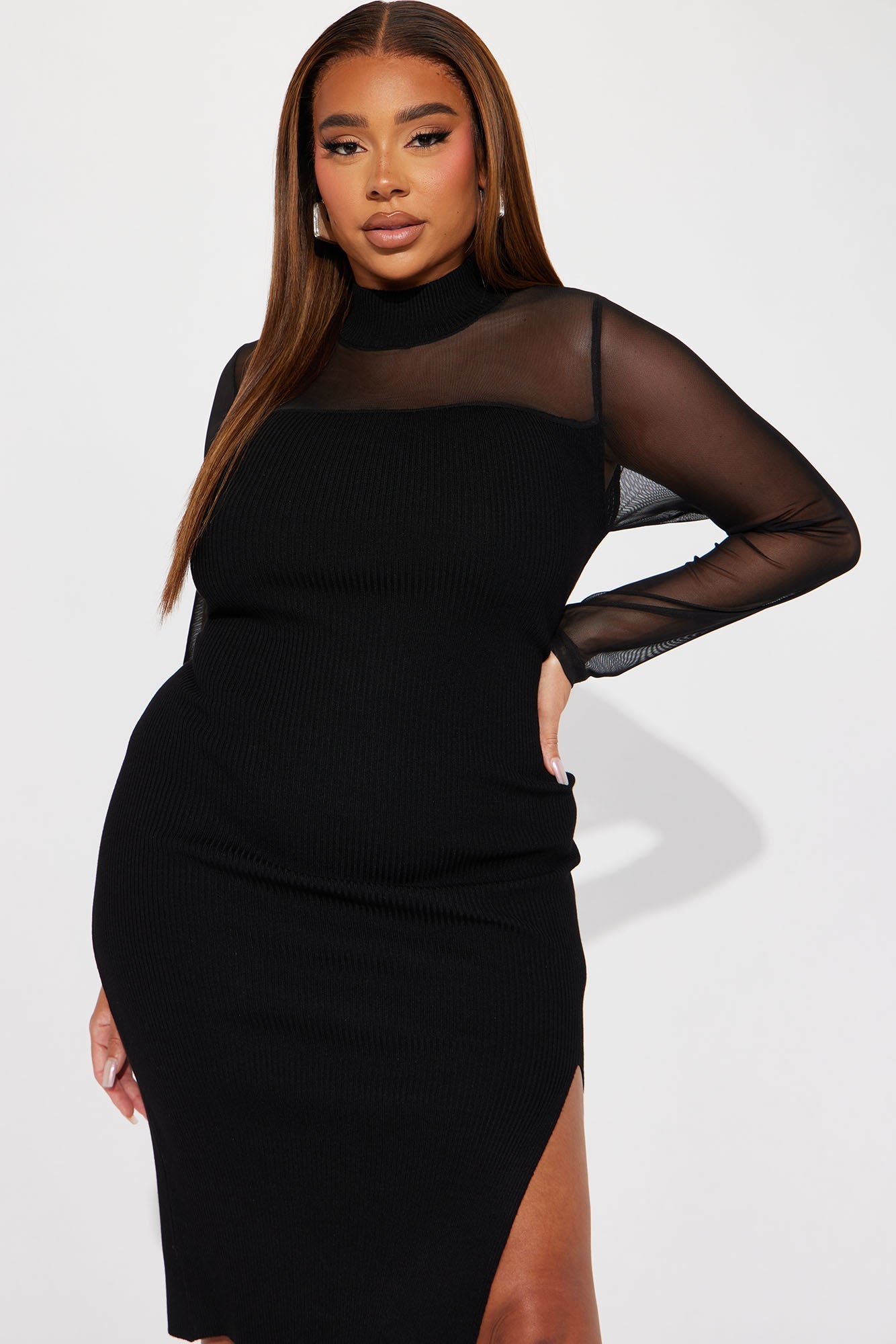 https://cdn.shopify.com/s/files/1/0293/9277/files/09-07-23Studio4_TH_AP_13-53-17_36_RDAF2821FN_Black_10832_PLUS_JB.jpg?v=1695076034