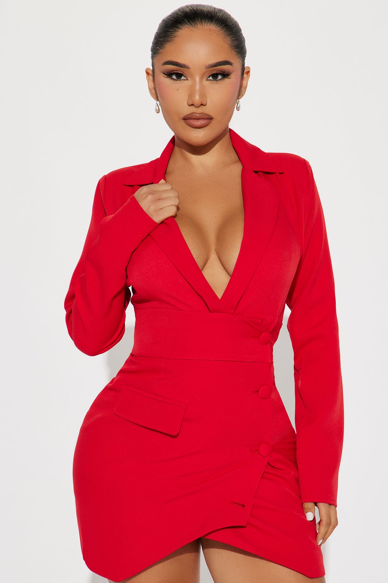 https://cdn.shopify.com/s/files/1/0293/9277/files/09-14-23Studio3_KS_IM_12-55-57_47_HF24A183_Red_7363_CM.jpg?v=1695329989