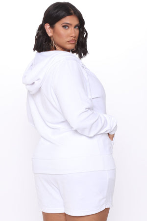 https://cdn.shopify.com/s/files/1/0293/9277/products/09-16-20Studio3KS_OD_15-16-49_81_7021_White_PLUS_0814_RA.jpg?v=1719428042