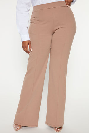 https://cdn.shopify.com/s/files/1/0293/9277/products/09-26-22Studio4_MS_KP_15-00-11_32_P9683TALL_Taupe_1495_PLUS_PB.jpg?v=1722448611