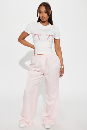 https://cdn.shopify.com/s/files/1/0293/9277/files/10-22-24_S2_42_PTA7265G4500_White_CXB_RL_16-05-30_16280_SL.jpg?v=1729723331