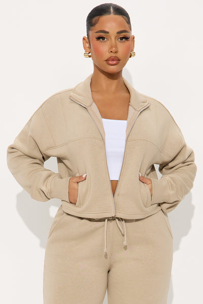 https://cdn.shopify.com/s/files/1/0293/9277/files/10-23-25_S1_63_V22507LN4705_Stone_RL_RA_15-09-36_3562_SKS.jpg?v=1762553016&with=400&height=600