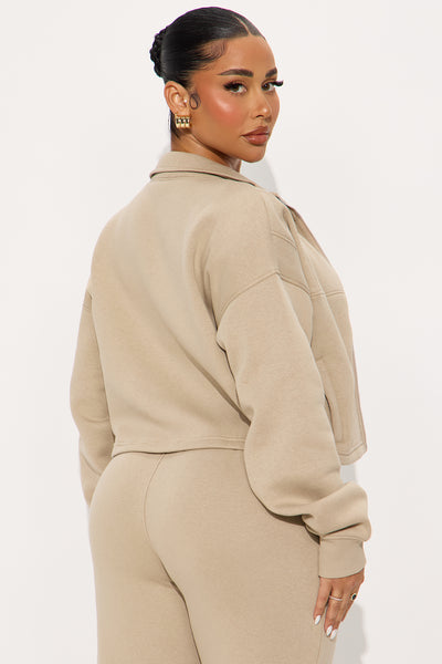 https://cdn.shopify.com/s/files/1/0293/9277/files/10-23-25_S1_63_V22507LN4705_Stone_RL_RA_15-10-28_3569_SKS.jpg?v=1761432640&with=400&height=600