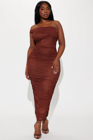 https://cdn.shopify.com/s/files/1/0293/9277/files/10-25-24_S4_24_D8886SOLID_Brown_AZ_MC_13-48-34_PLUS_84580_PXF.jpg?v=1730148116