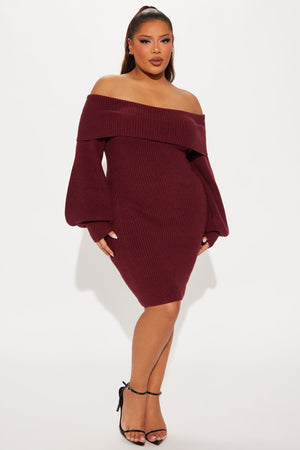 https://cdn.shopify.com/s/files/1/0293/9277/files/11-05-24_S4_46_RDAH6730FN_Burgundy_ZSR_HY_DO_14-28-03_PLUS_90435_CM.jpg?v=1730855463