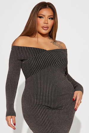 https://cdn.shopify.com/s/files/1/0293/9277/files/12-01-23Studio4_RA_AC_11-17-34_12_SBD406_BrownCombo_PLUS_8349_PXF.jpg?v=1701906282