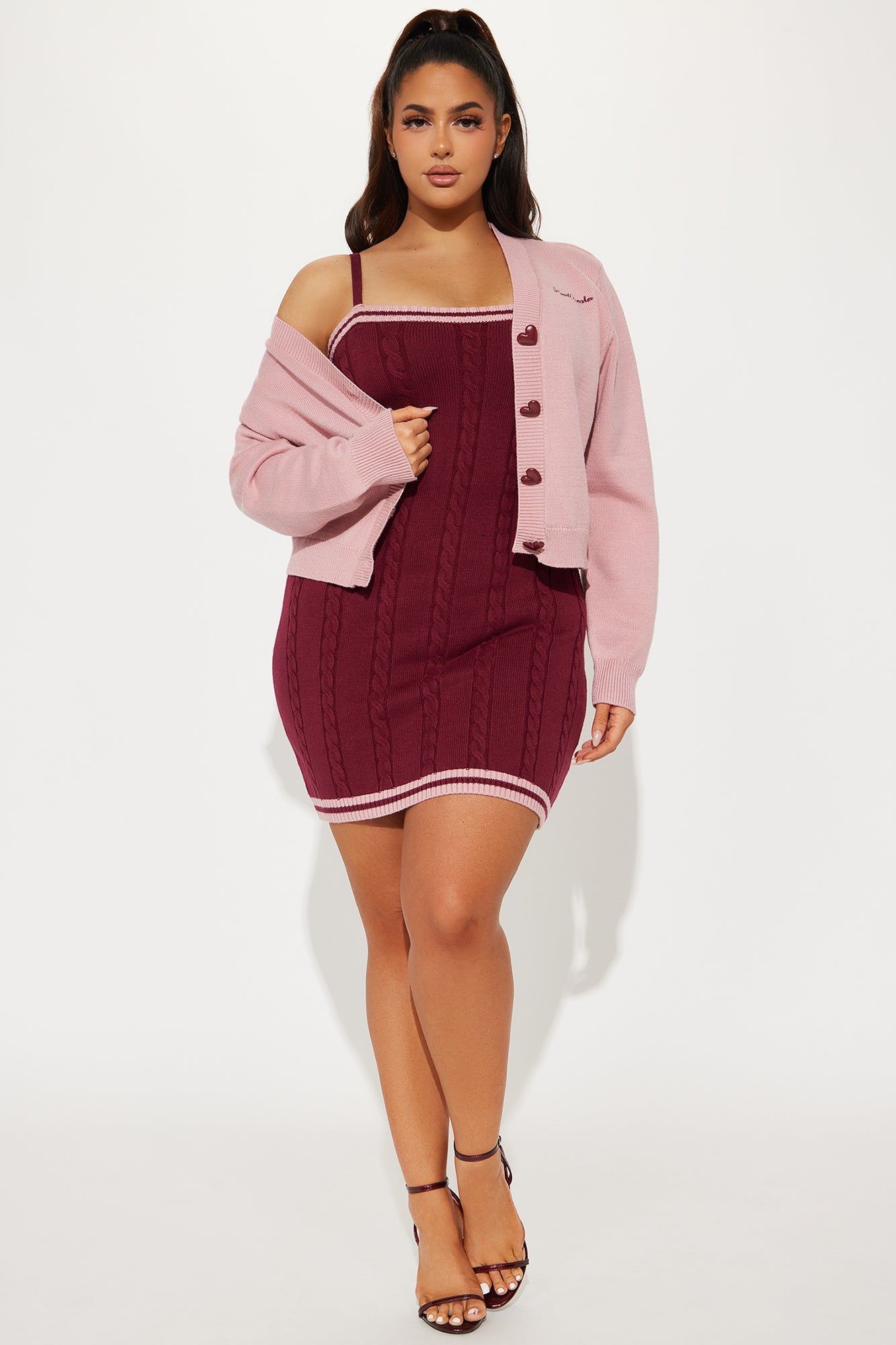 https://cdn.shopify.com/s/files/1/0293/9277/files/12-09-24_S3_10_EV2406WL384_Burgundycombo_CZ_DO_10-44-24_PLUS_92534_PXF.jpg?v=1735928115