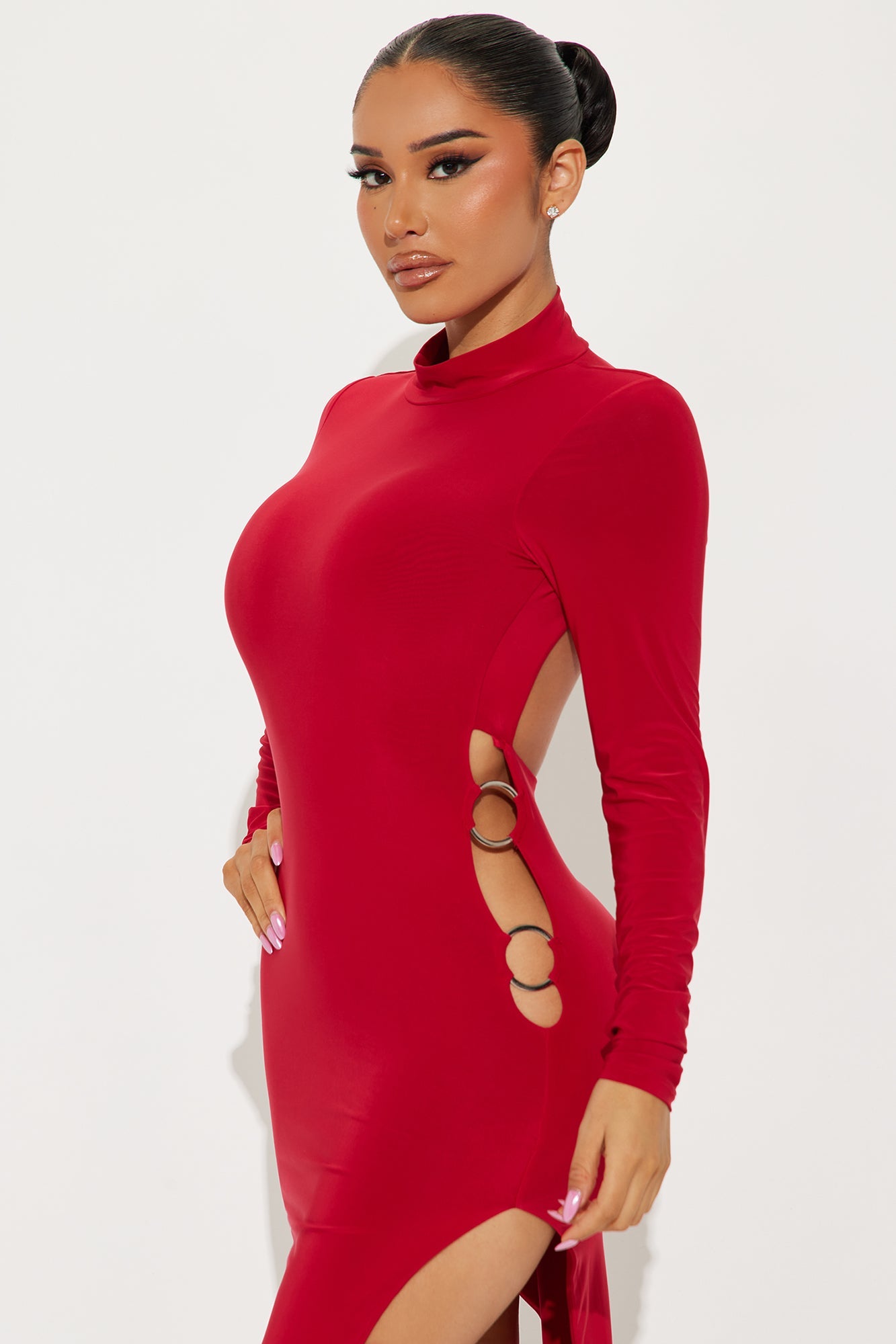 https://cdn.shopify.com/s/files/1/0293/9277/files/12-13-24_S3_64_S2512723A_Red_CZ_SS_13-18-20_2066_PXF.jpg?v=1734463727