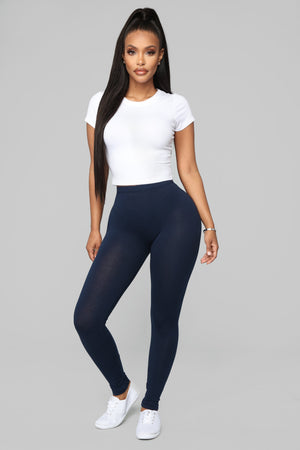https://cdn.shopify.com/s/files/1/0293/9277/products/12-20-18_Studio_2_OD_10-36-33_61611_Navy0443_JD.jpg?v=1593037724