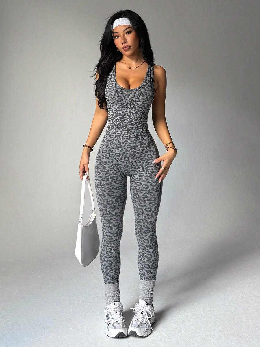 https://img.ltwebstatic.com/v4/j/pi/2025/10/10/06/1760087764c0442c38a1b171326e77e981d16ff673_thumbnail_900x.webp