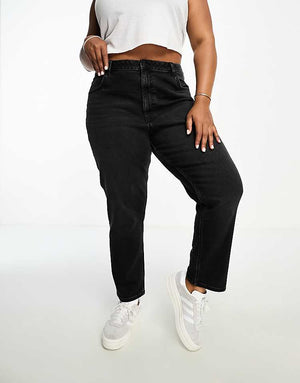 https://images.asos-media.com/products/asos-design-curve-slim-fit-comfort-mom-jeans-in-washed-black/204934325-2?$n_750w$&wid=750&fit=constrain
