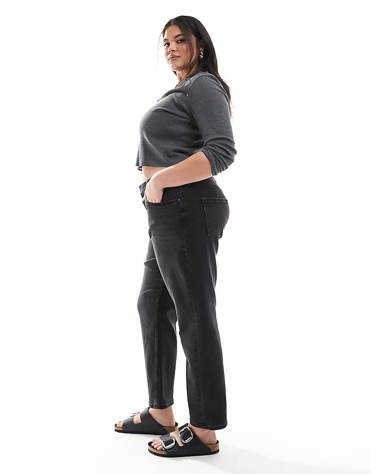 https://images.asos-media.com/products/asos-design-curve-slim-fit-comfort-mom-jeans-in-washed-black/206925108-3?$n_750w$&wid=750&fit=constrain